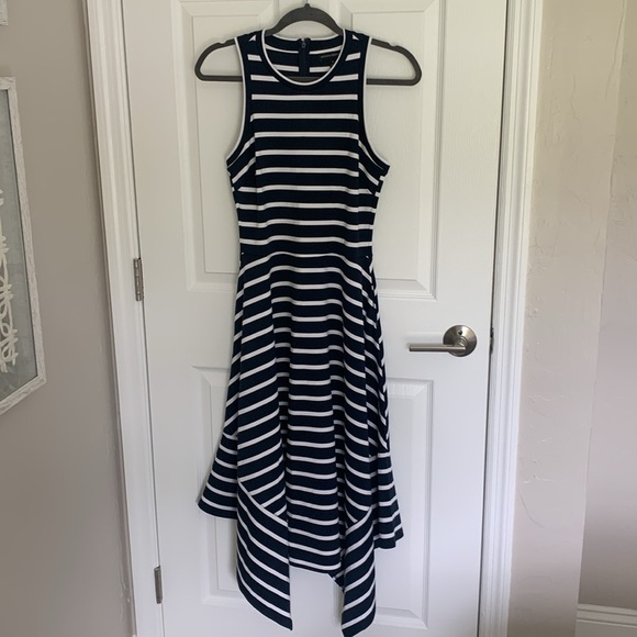Banana Republic Navy & White Striped Handkerchief Hem Dress with pockets size 4 - Picture 1 of 10